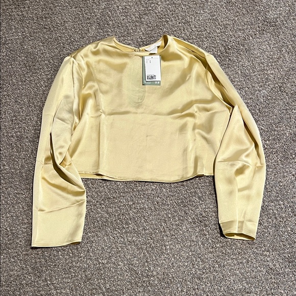 H&M Tops - NWT, Elegant Cream Long Sleeve Women's Top, H&M, size M